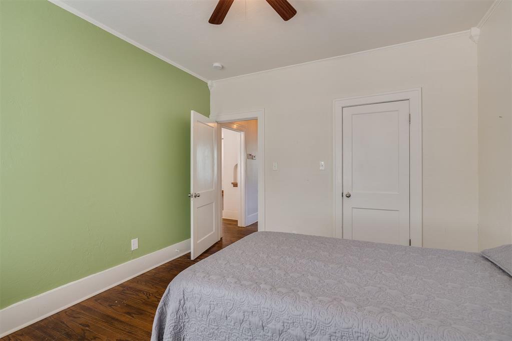 1134 NW 40th Street