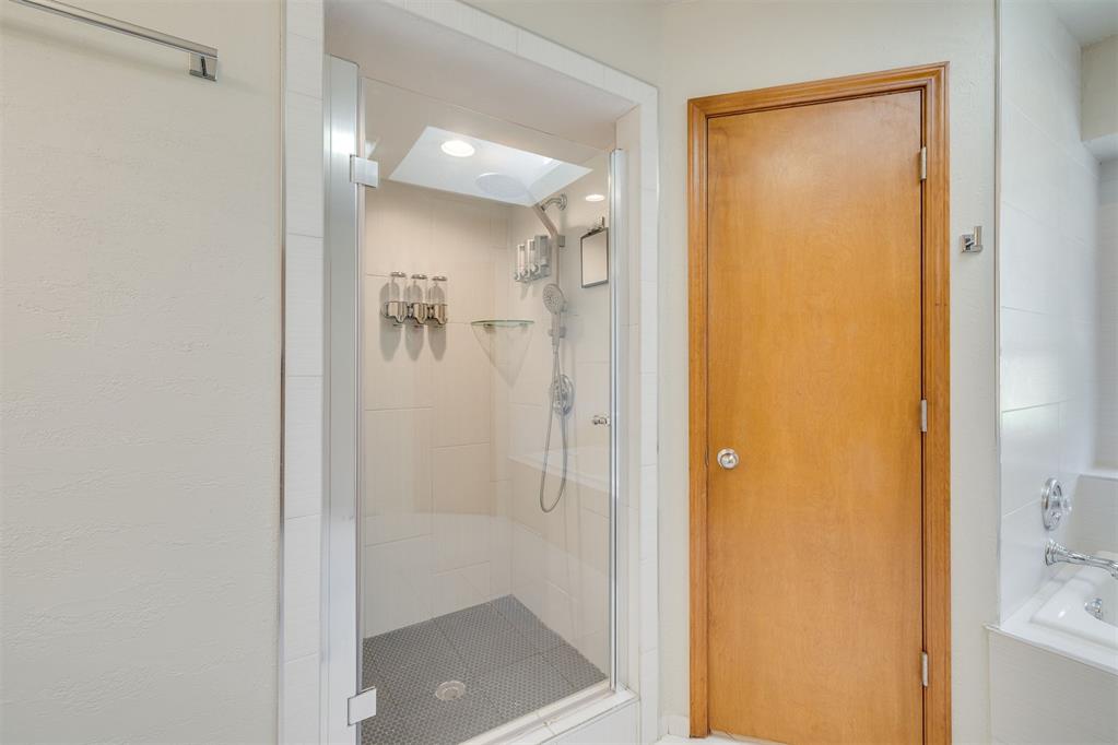 805 NW 142nd Street