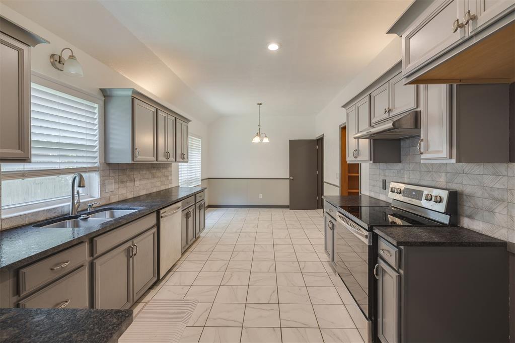 805 NW 142nd Street