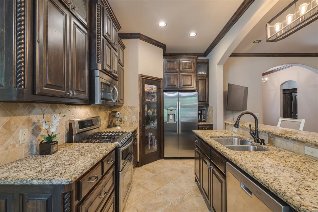 929 Villas Creek Drive