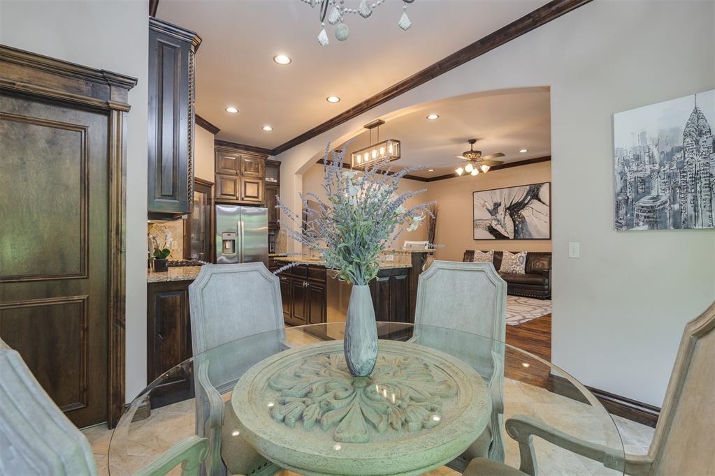 929 Villas Creek Drive