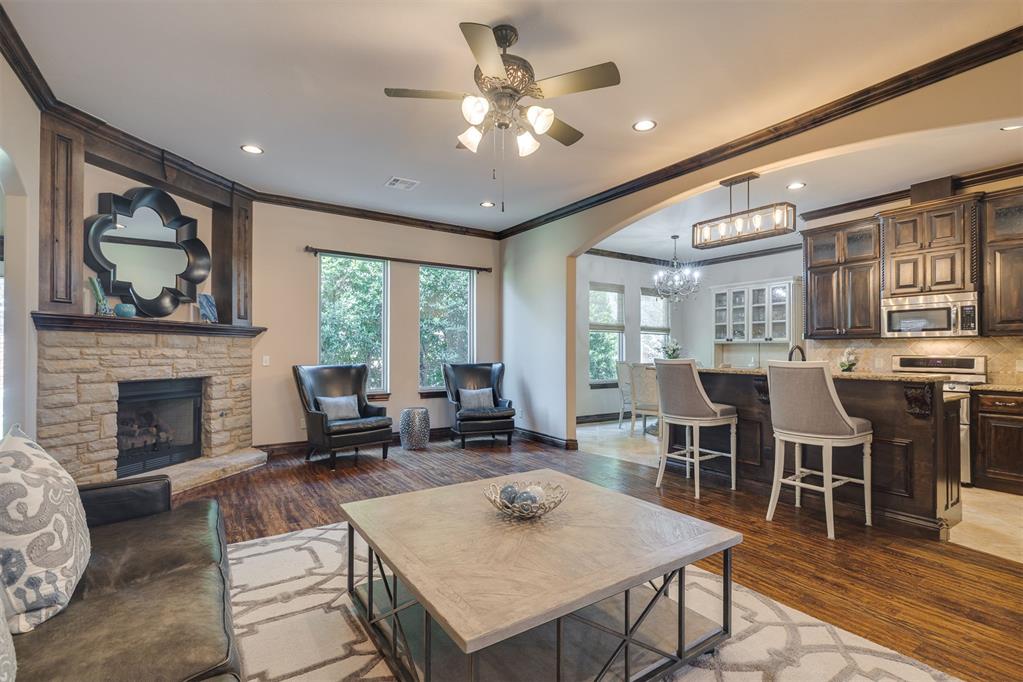 929 Villas Creek Drive