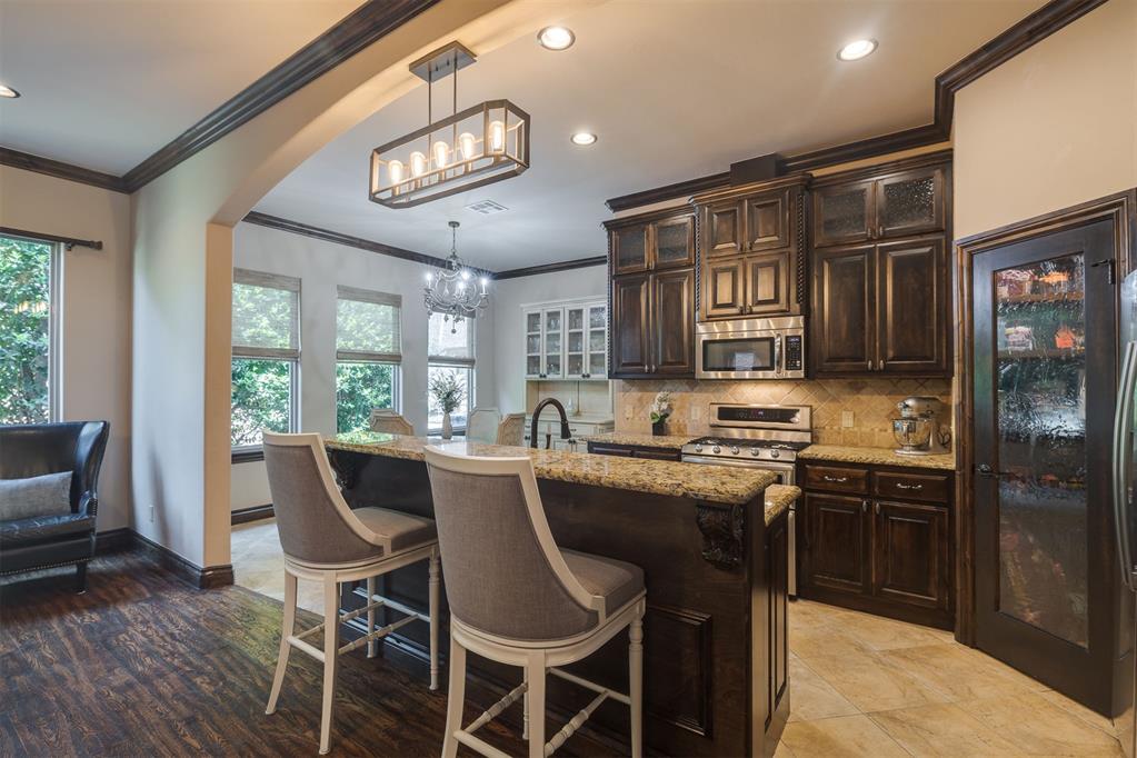 929 Villas Creek Drive