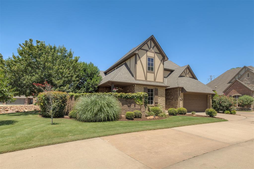 929 Villas Creek Drive