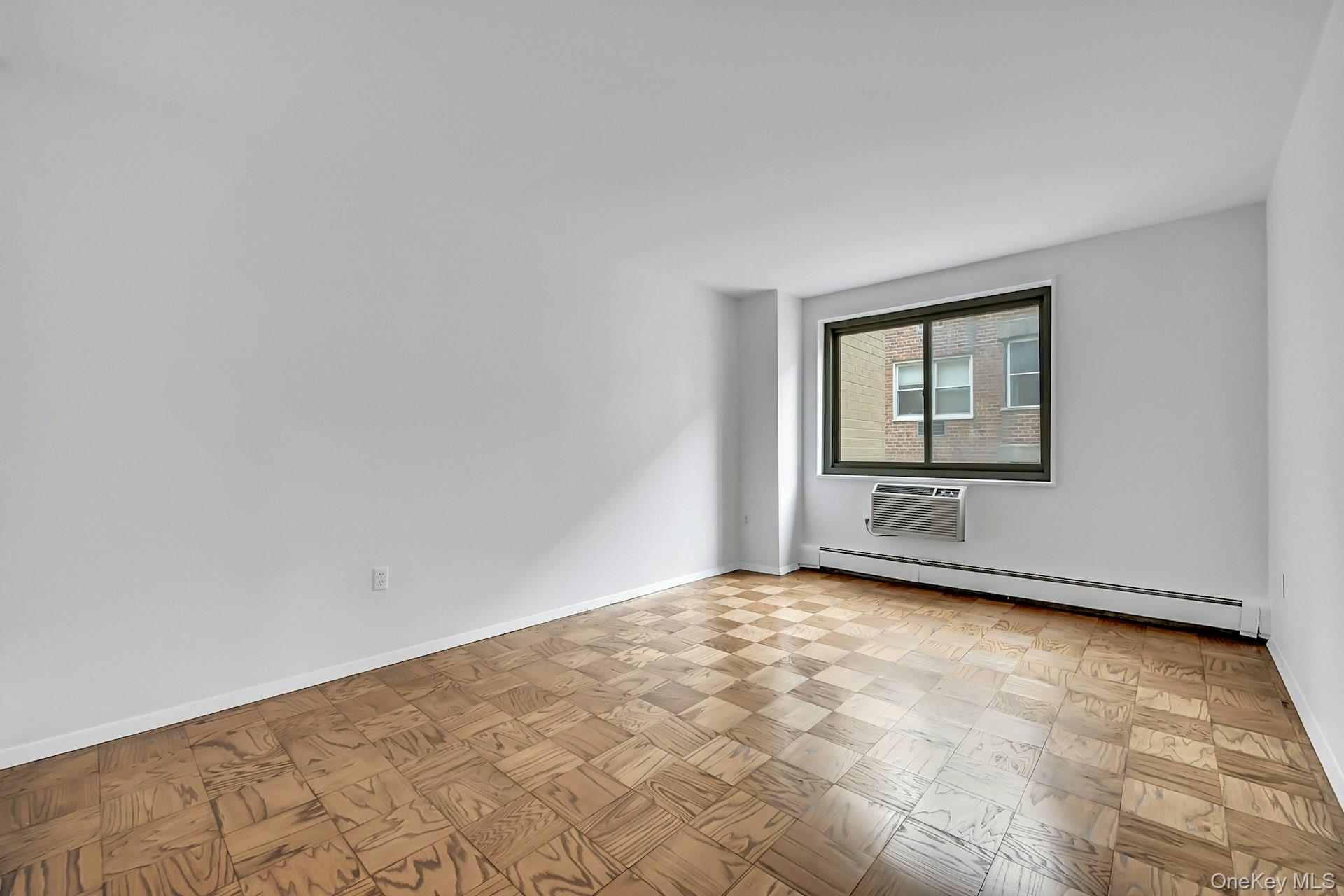 100 E Hartsdale Avenue Unit: 5GE