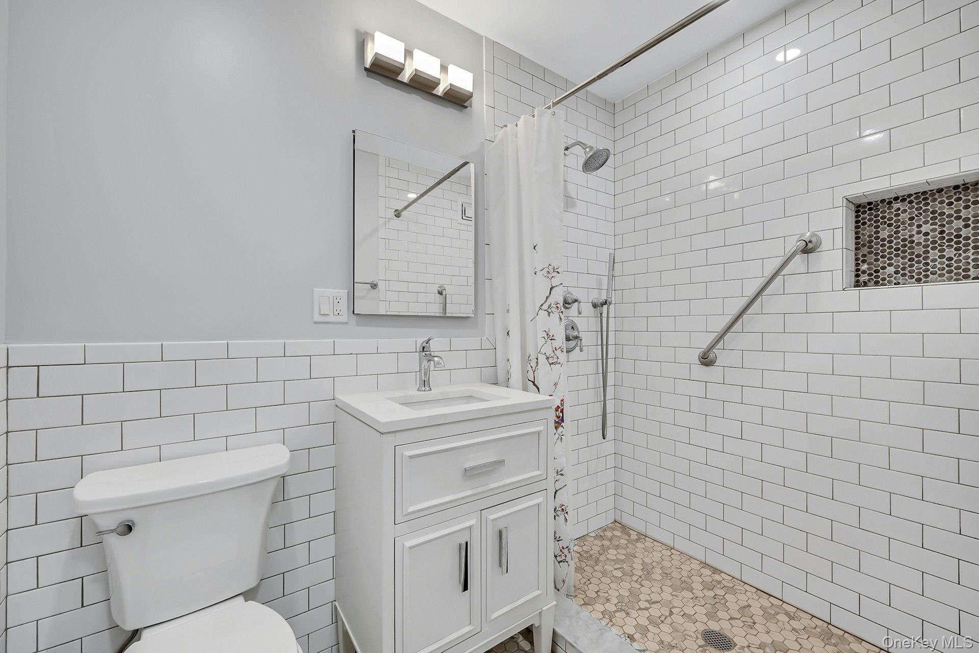 100 E Hartsdale Avenue Unit: 5GE