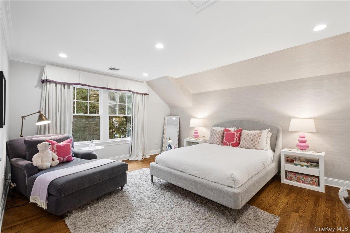 282 Evandale Road