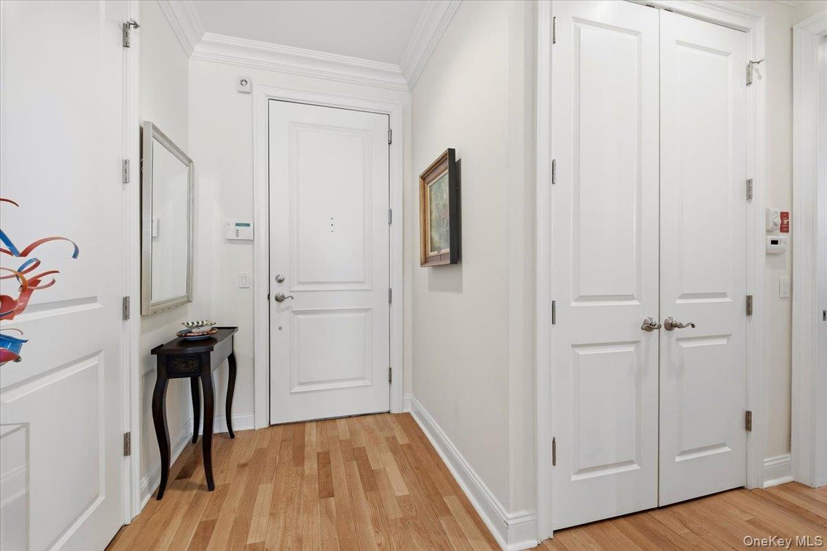 1 Christie Place Unit: 207 E