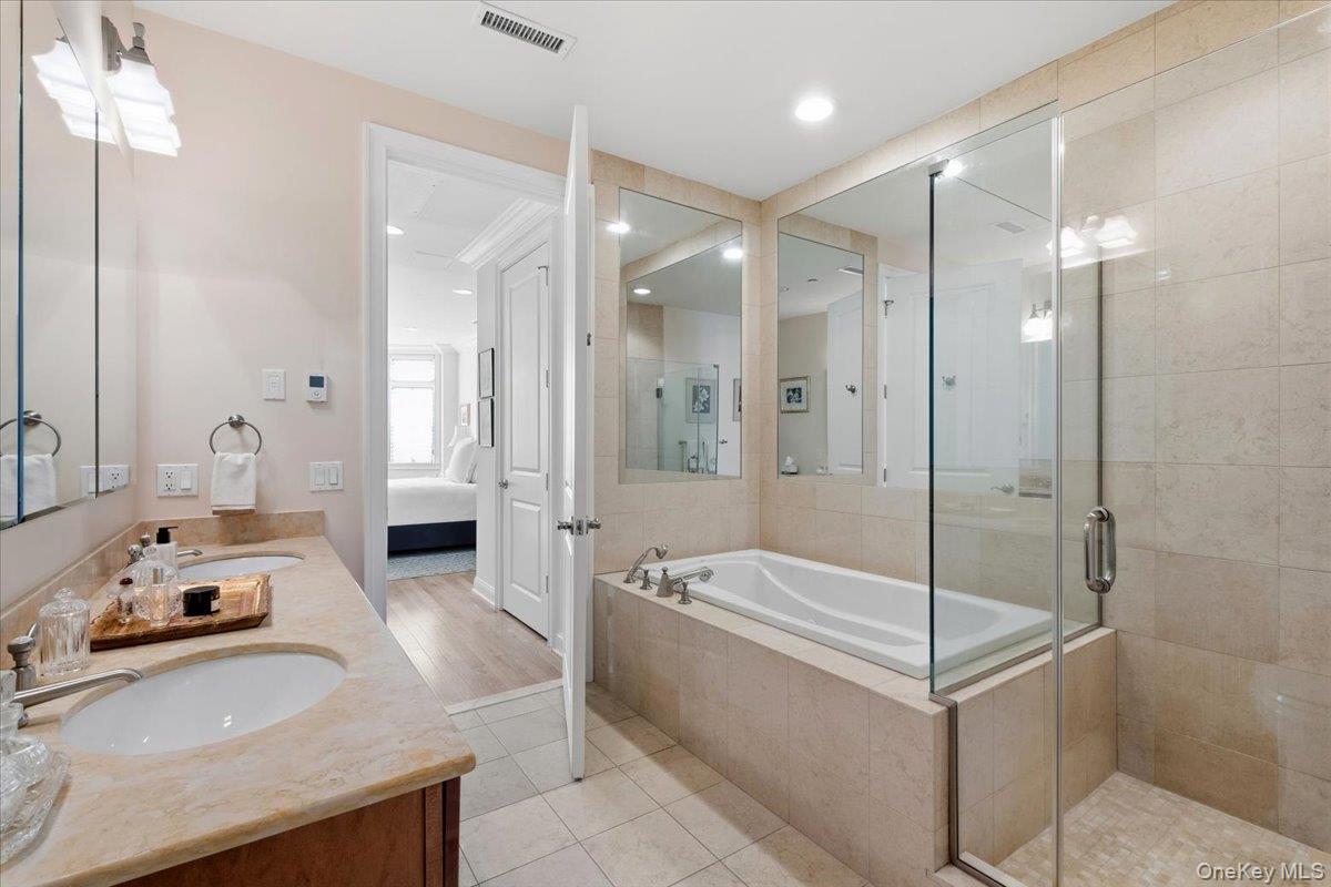 1 Christie Place Unit: 207 E