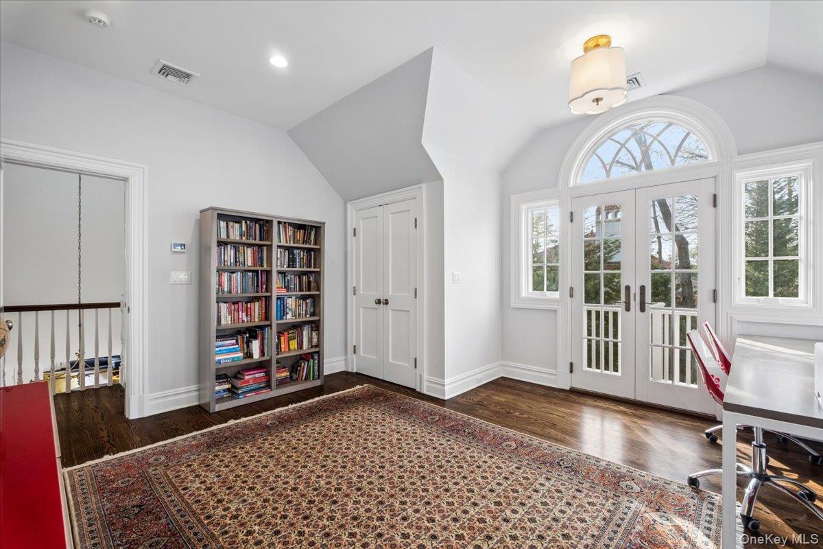 27 Kensington Road