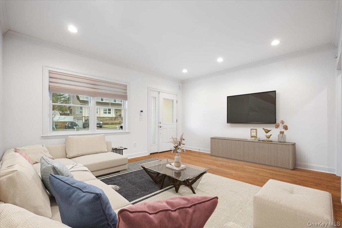 109 Lee Road