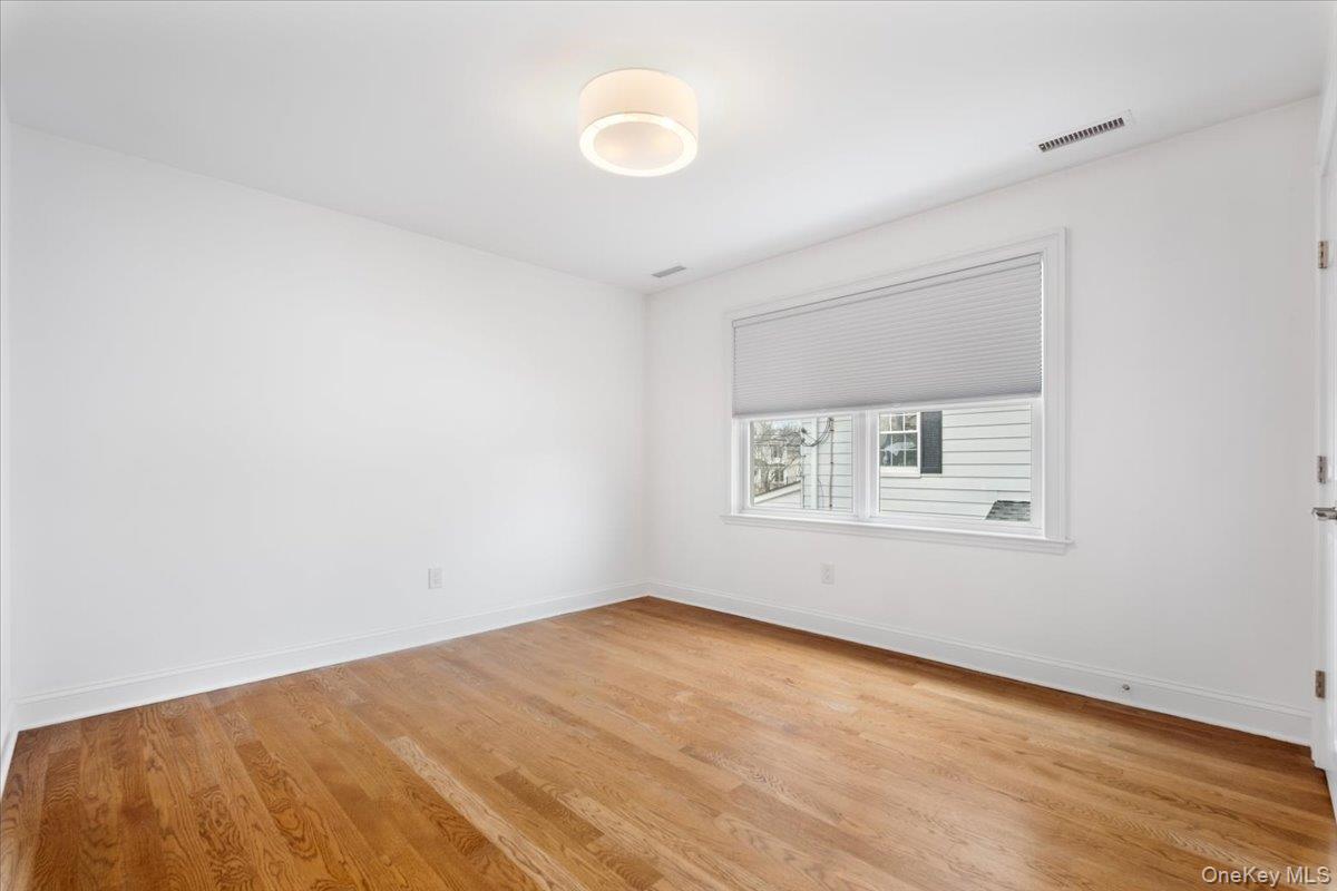 109 Lee Road