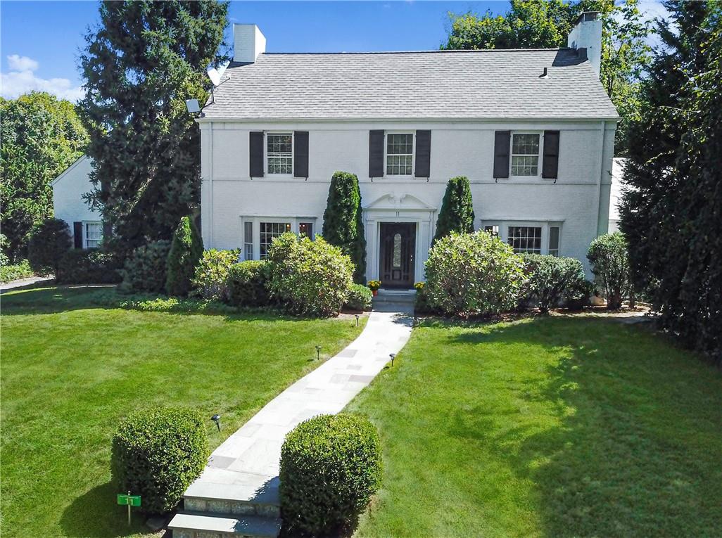 11 Axtell Drive