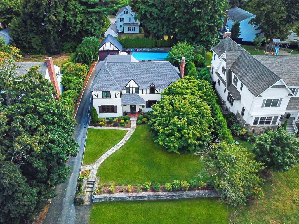 18 Montrose Road