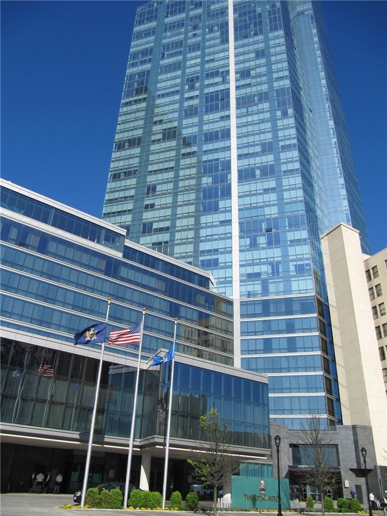1 Renaissance Square Unit: V9G