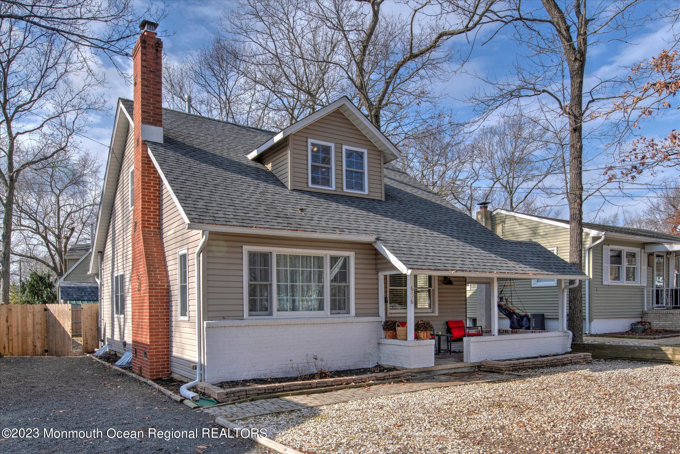 656 Deerhead Lake Drive