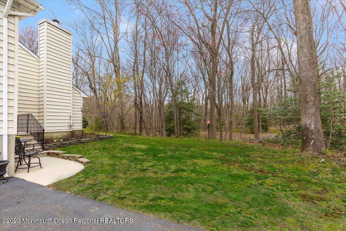 1202 Buckingham Circle, 56