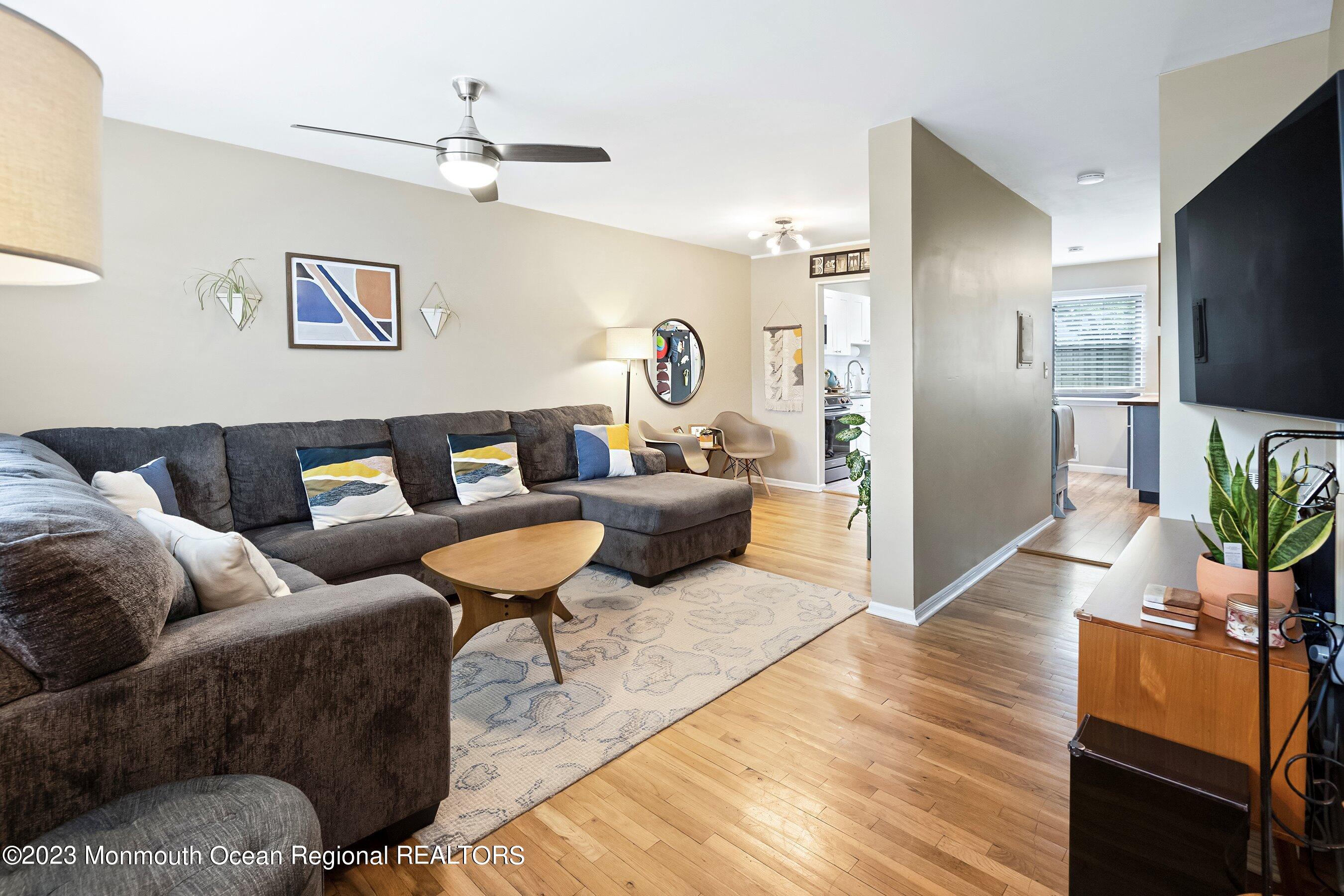 40 Village Green Way