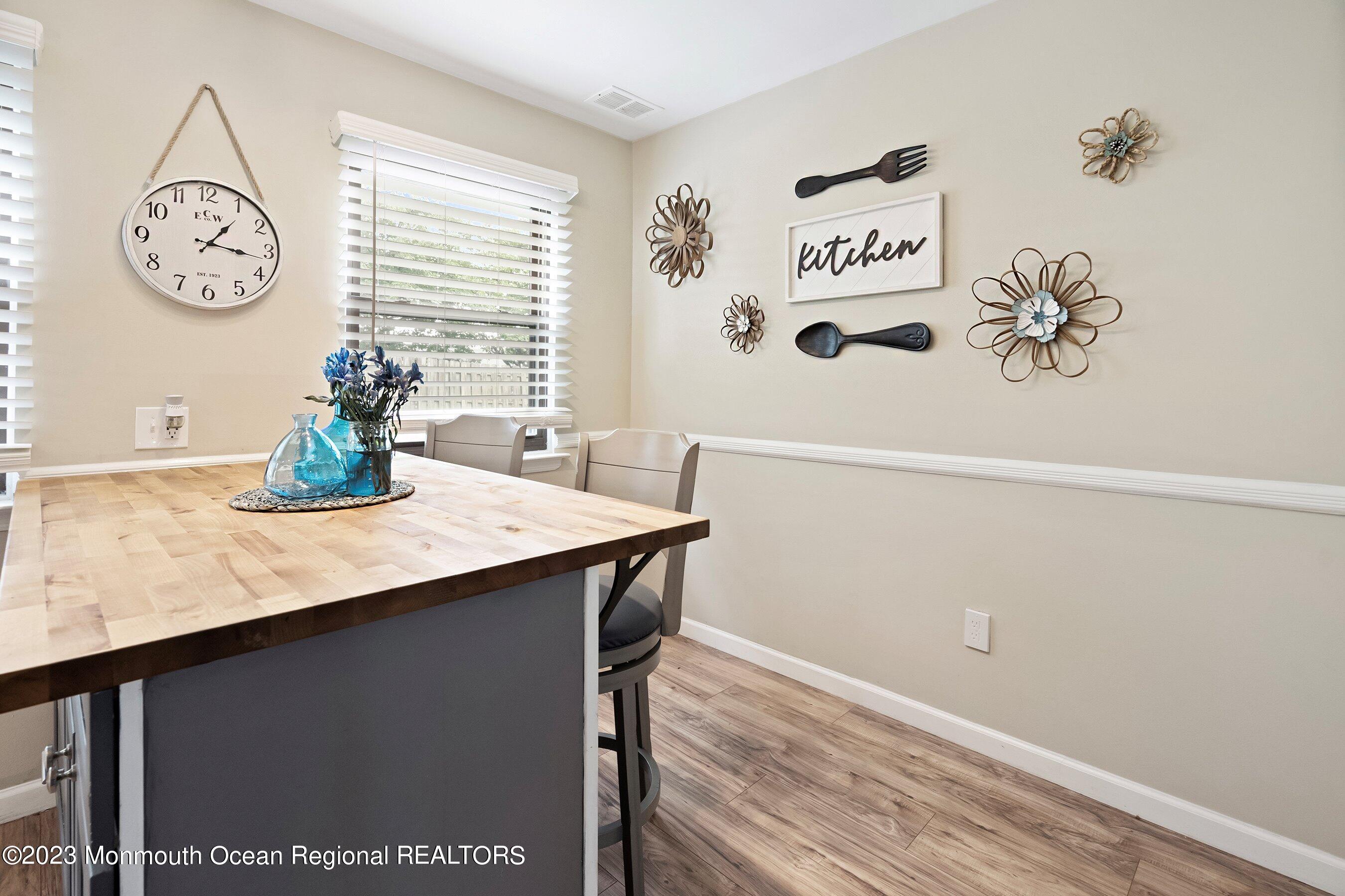 40 Village Green Way