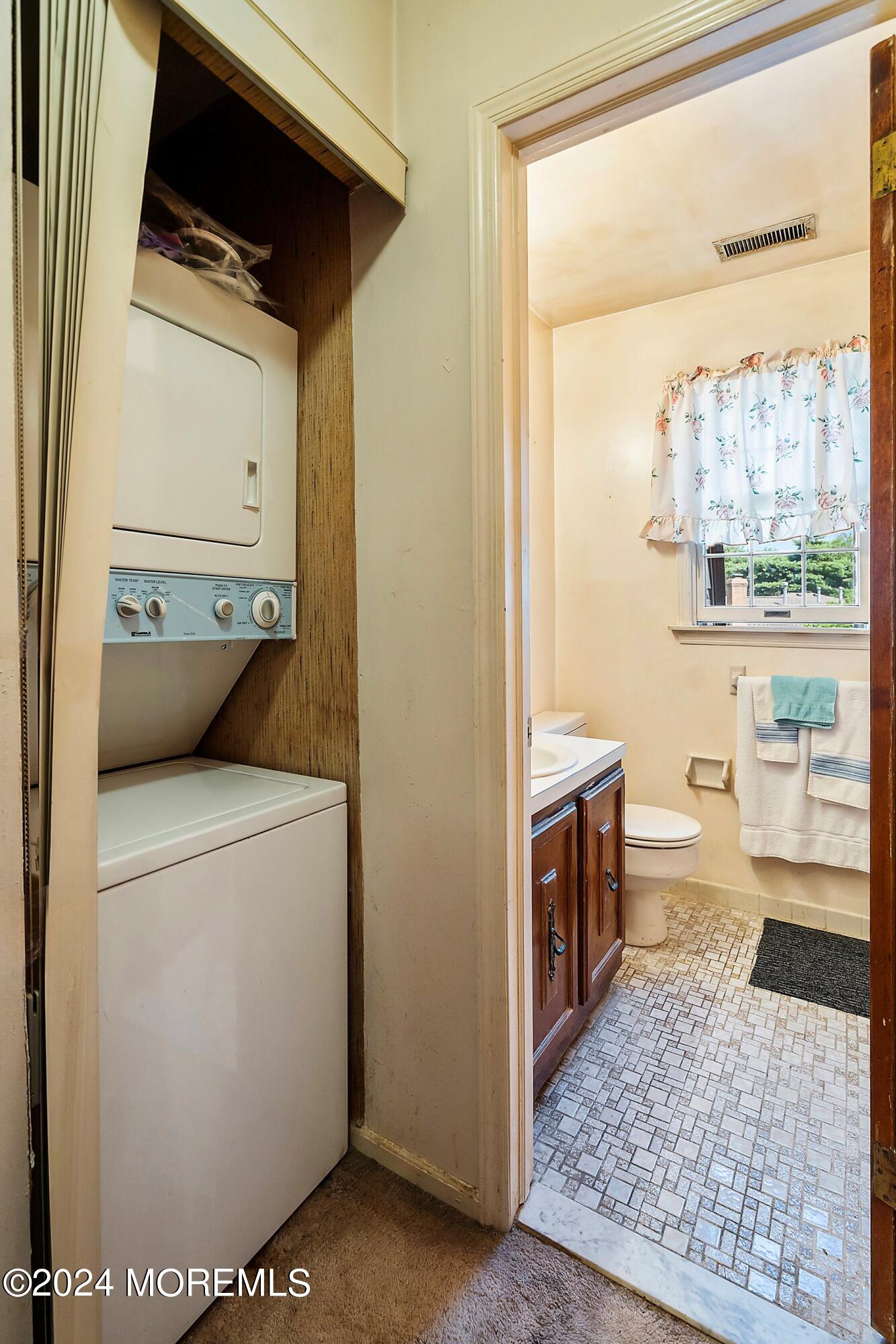 271 Collignon Way, 4B