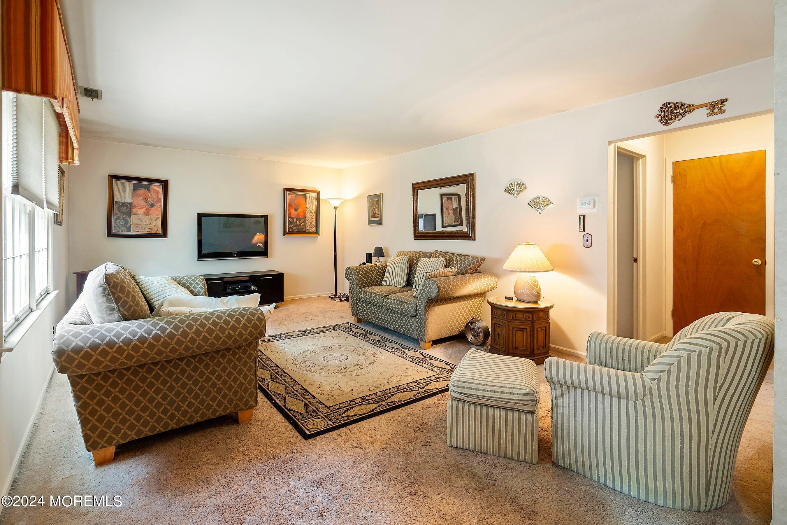 271 Collignon Way, 4B