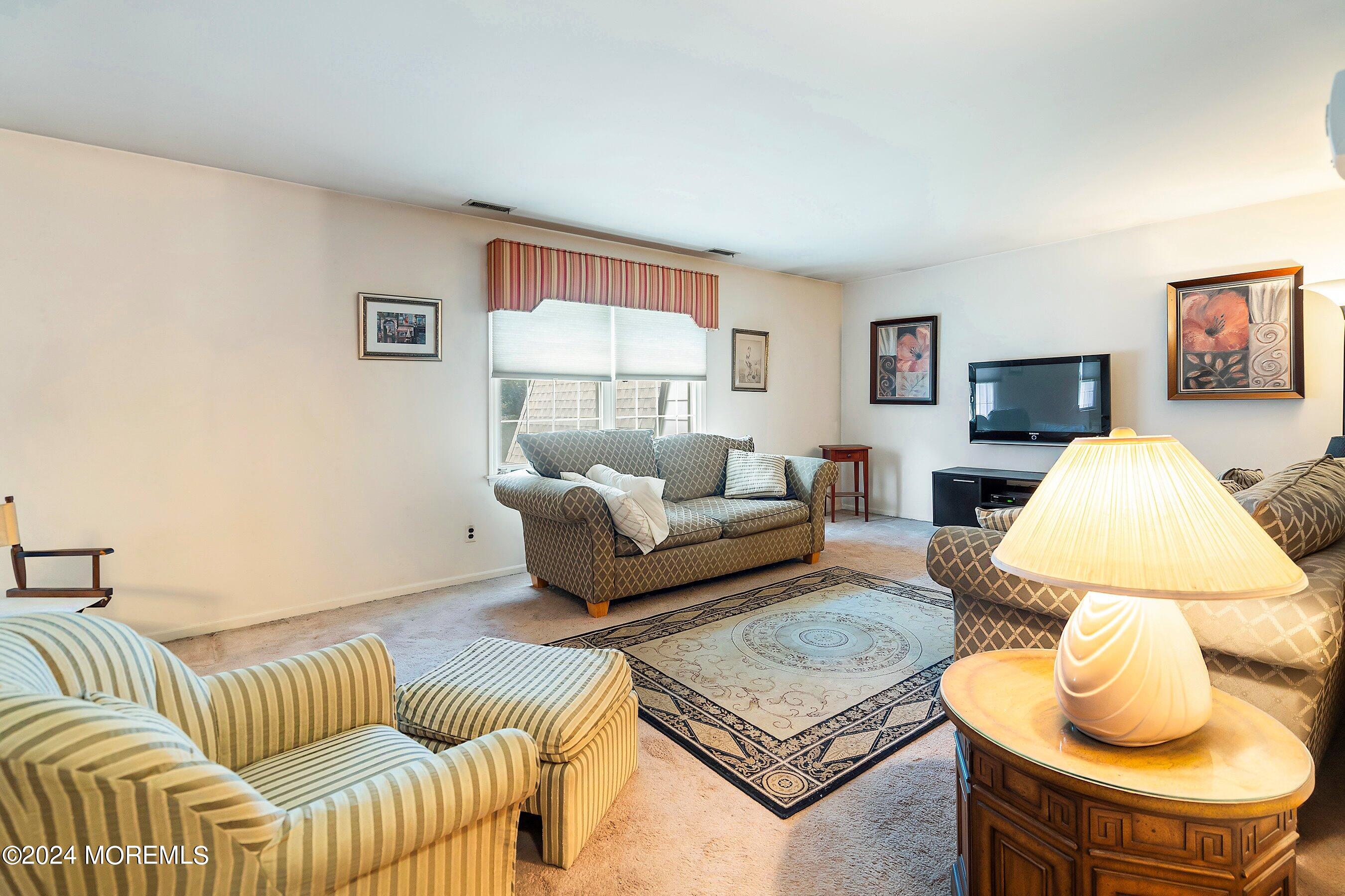 271 Collignon Way, 4B