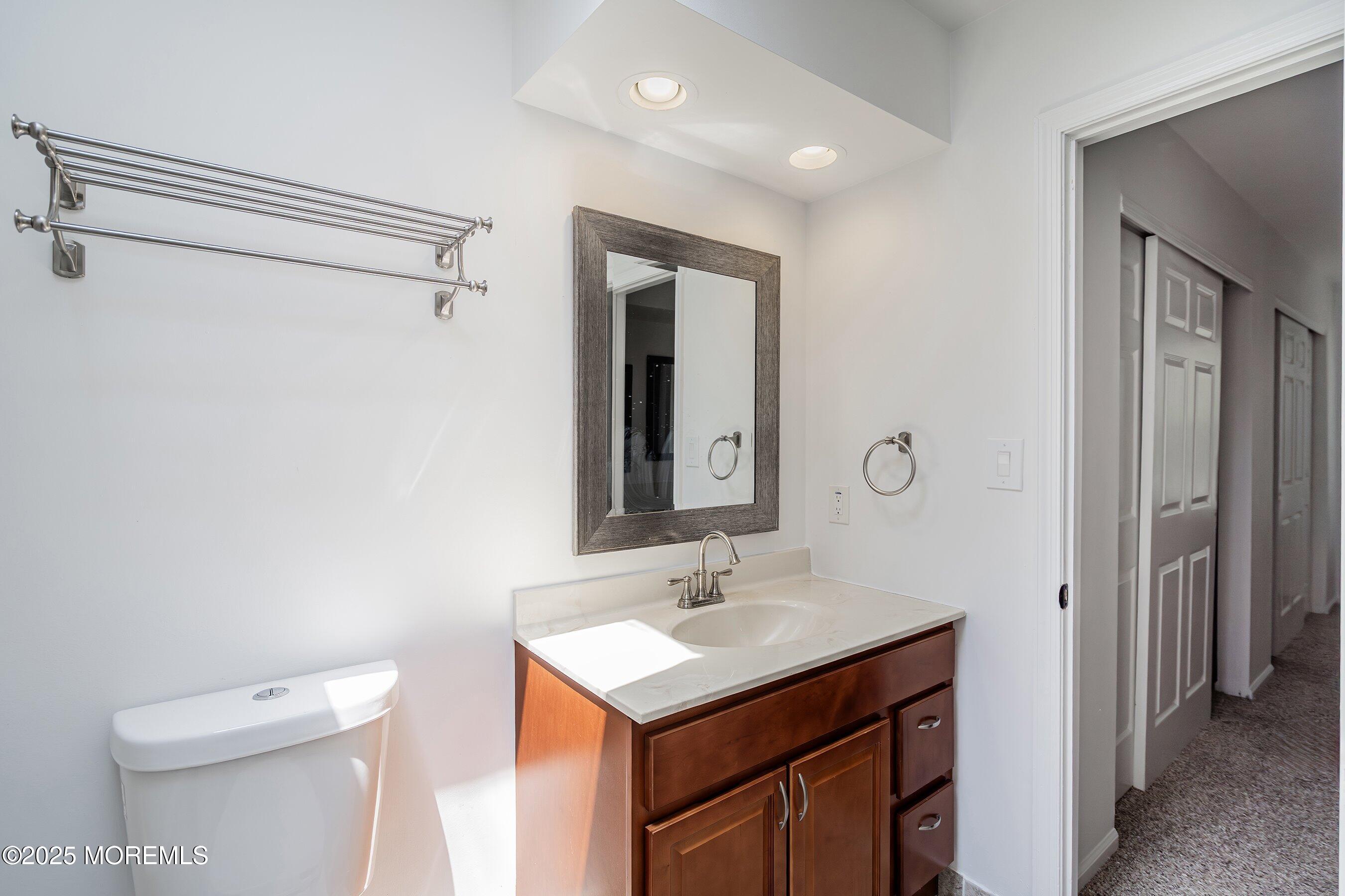 804 Timber Oaks Road, 804