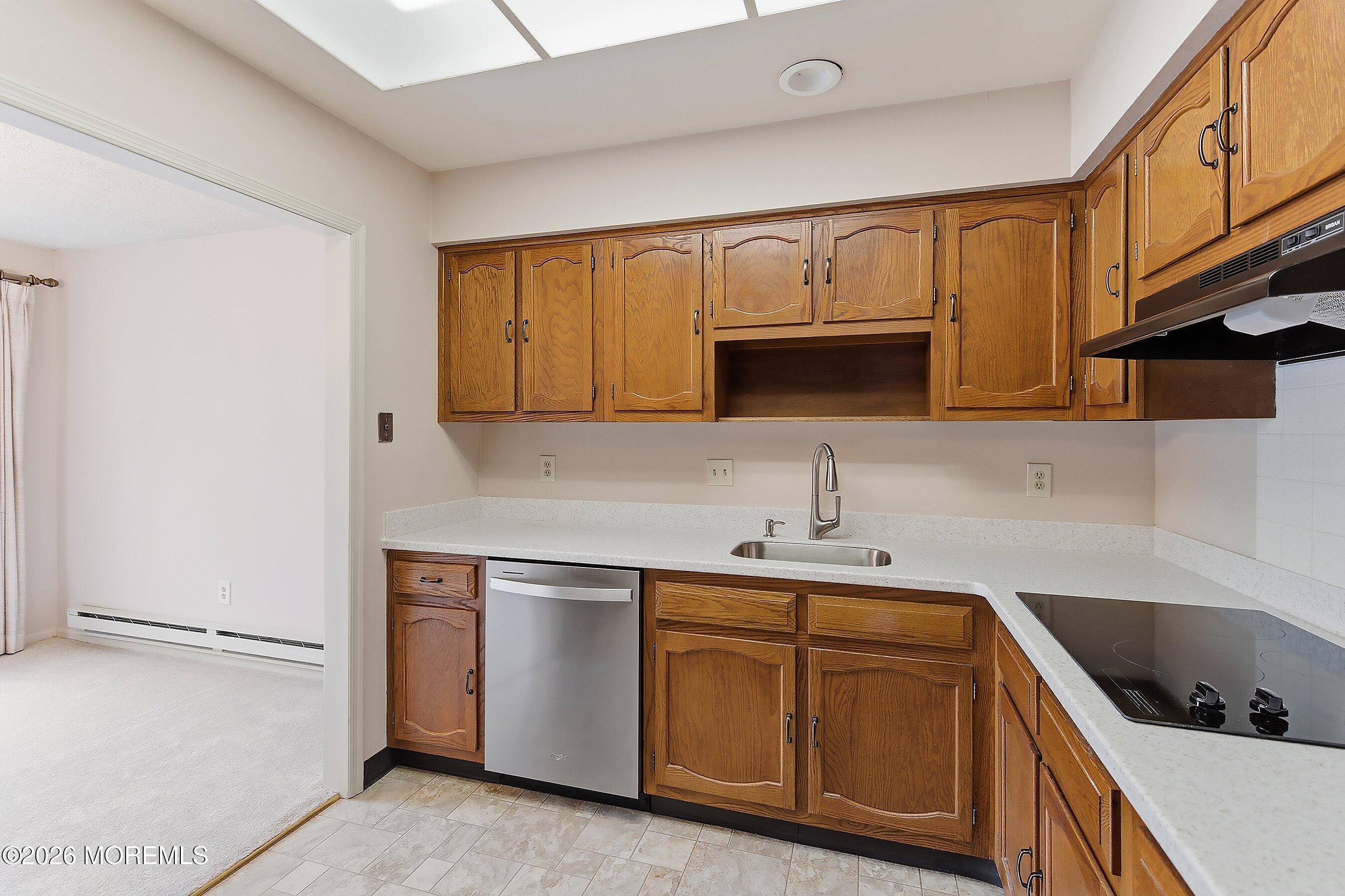 412C Oxford Lane 412C