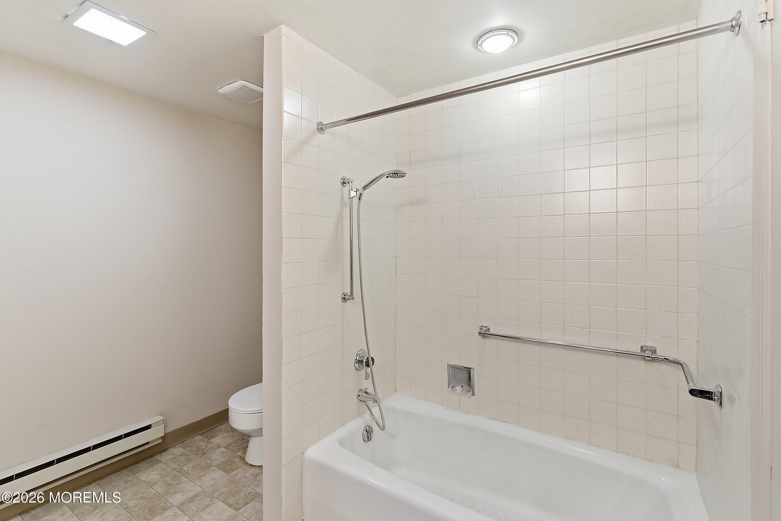 412C Oxford Lane 412C