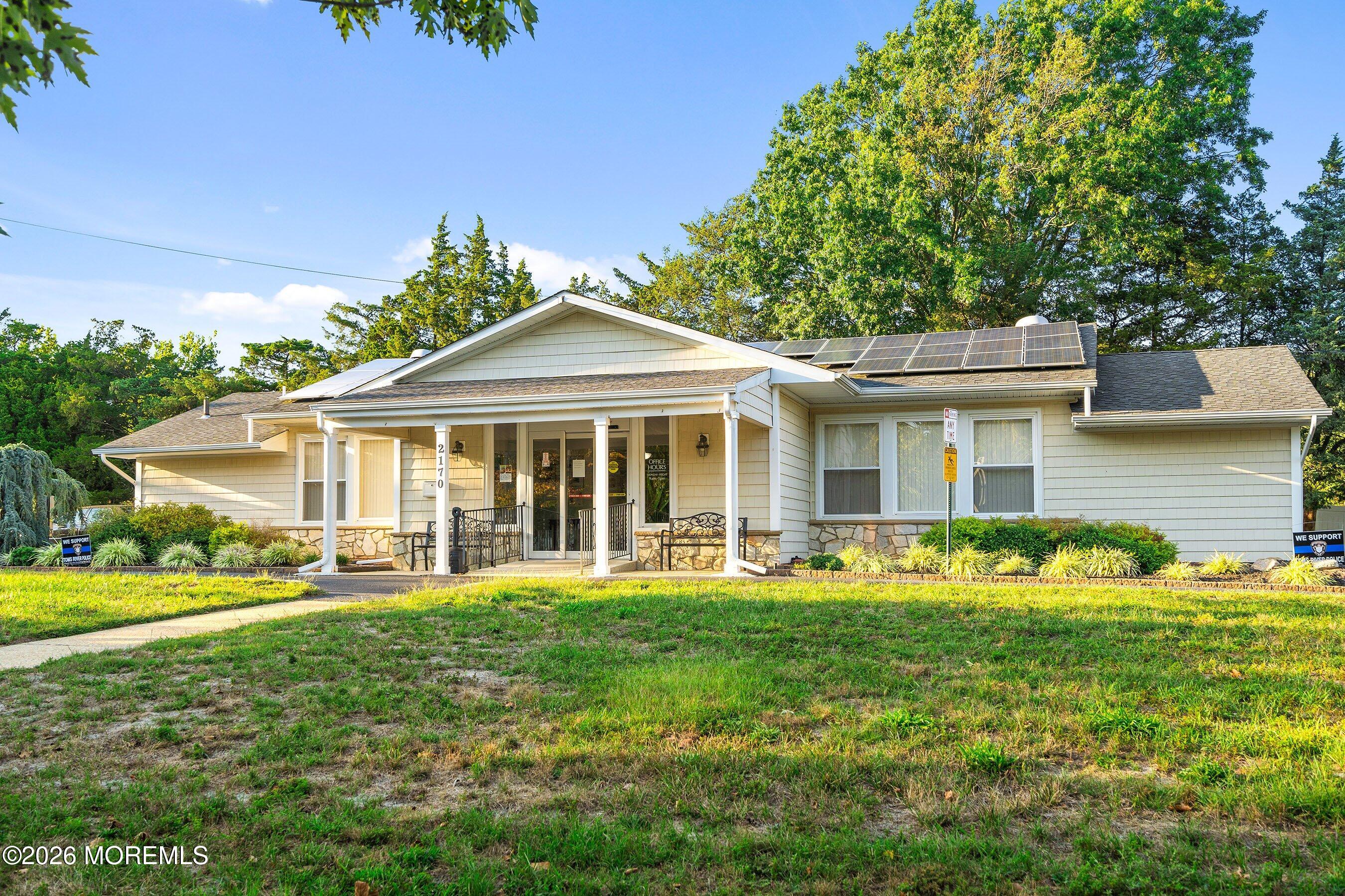 1734 Yorktowne Boulevard