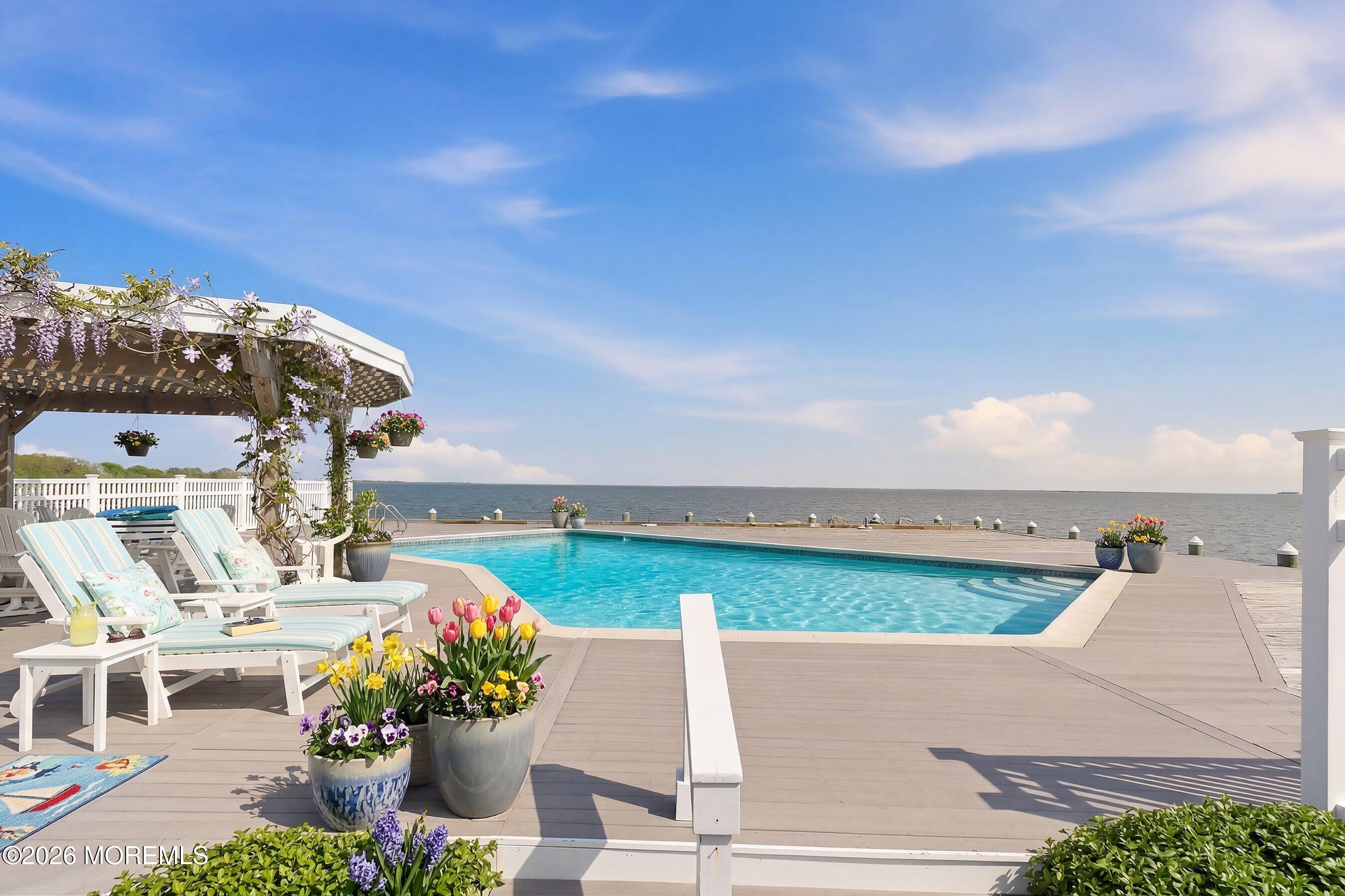 37 Grand Bay Harbor Drive