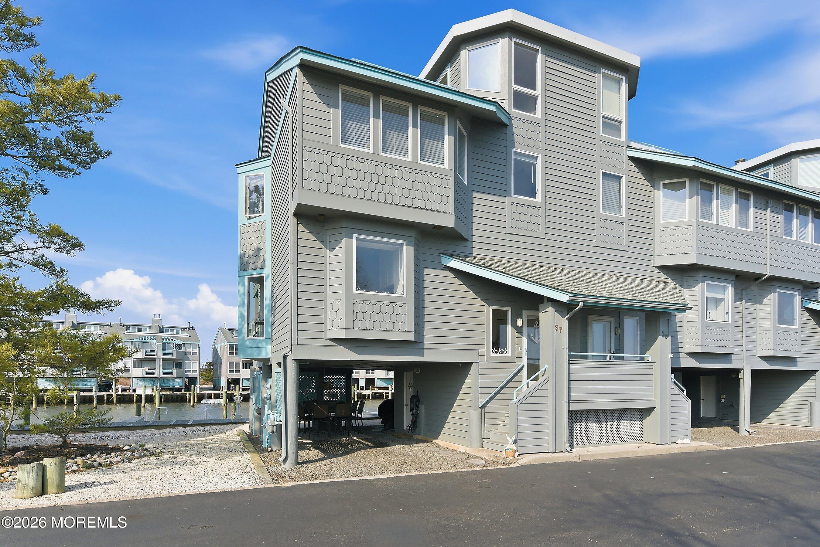 37 Grand Bay Harbor Drive