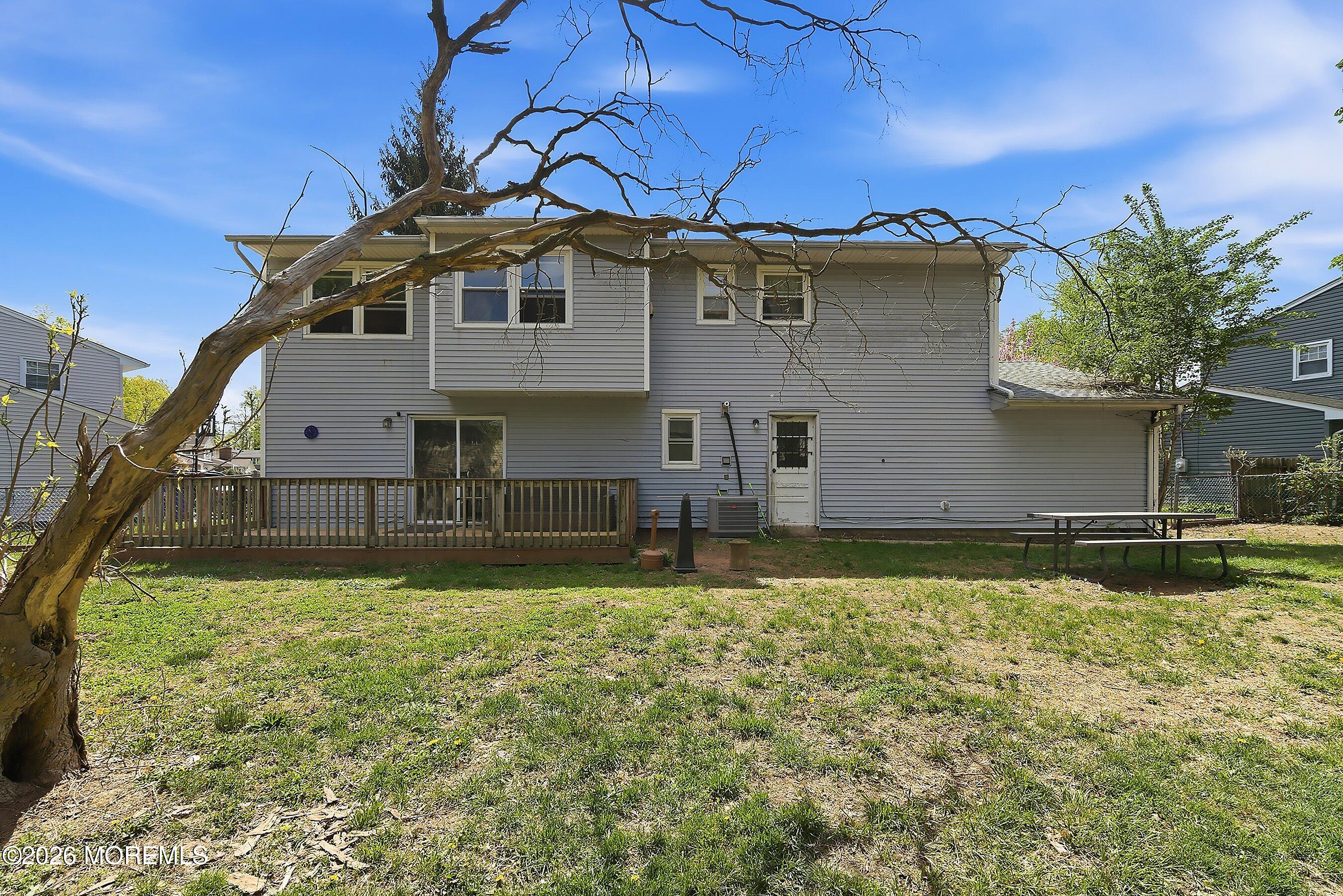 1363 E Peoria Place