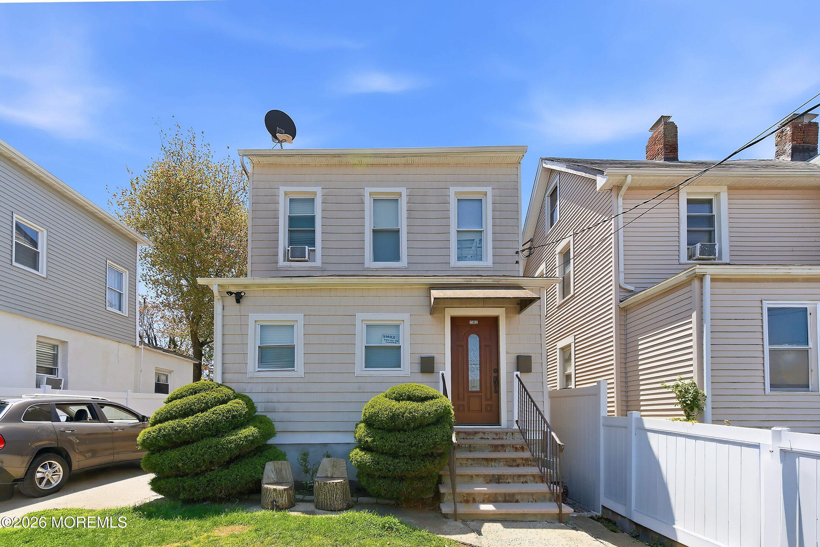 282 Morris Avenue
