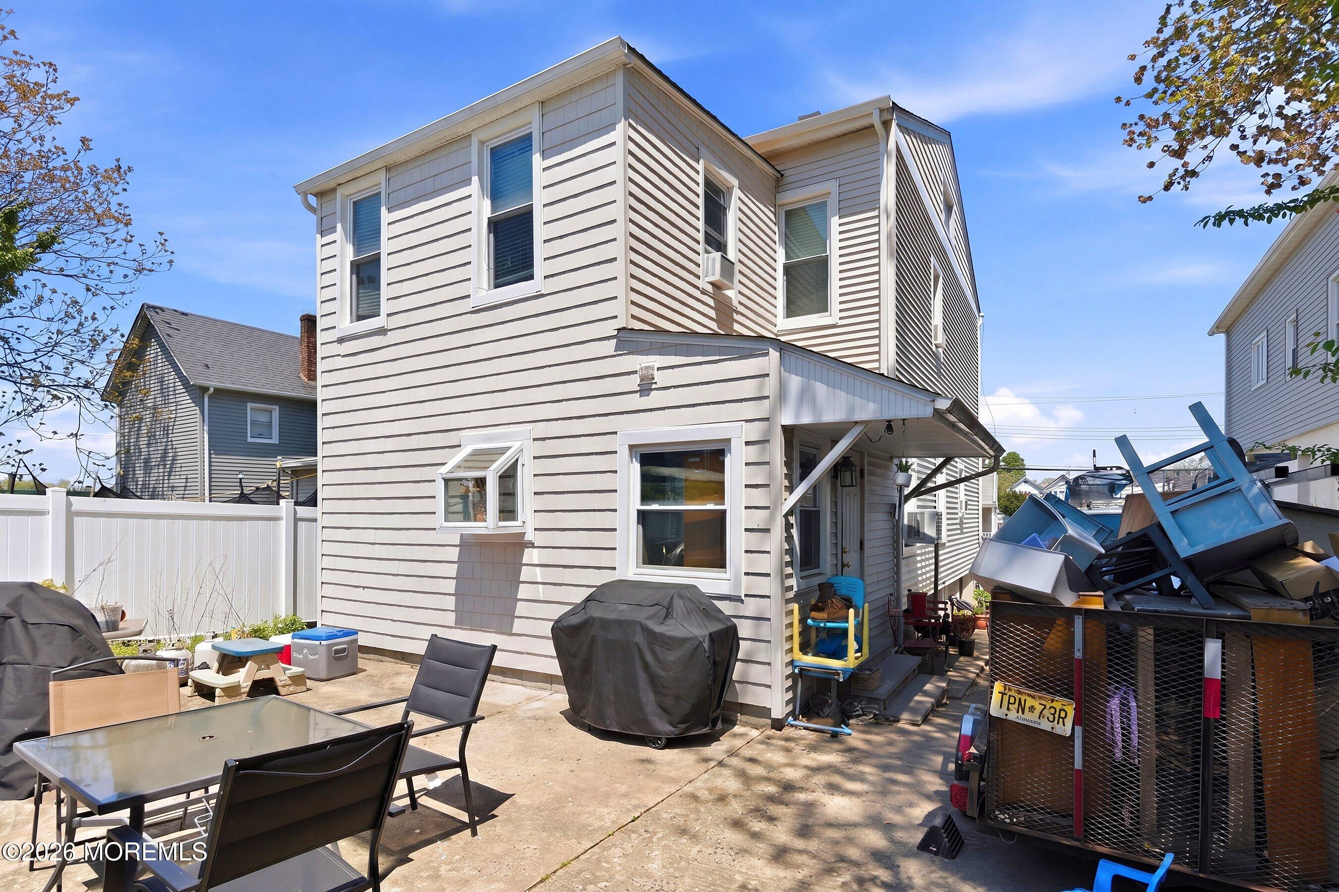 282 Morris Avenue
