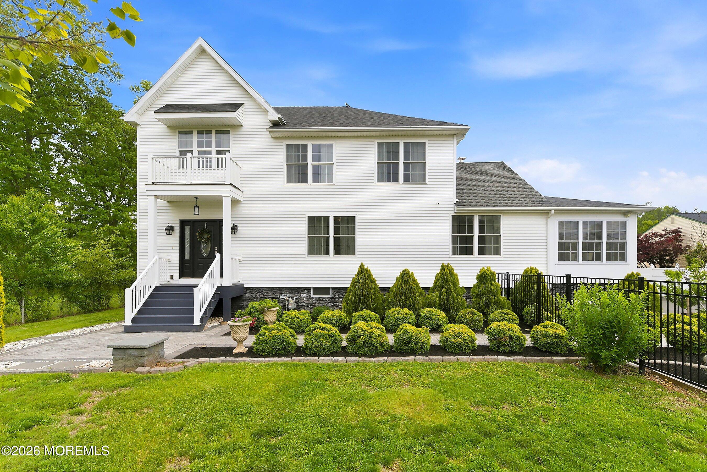 33 Weston Road