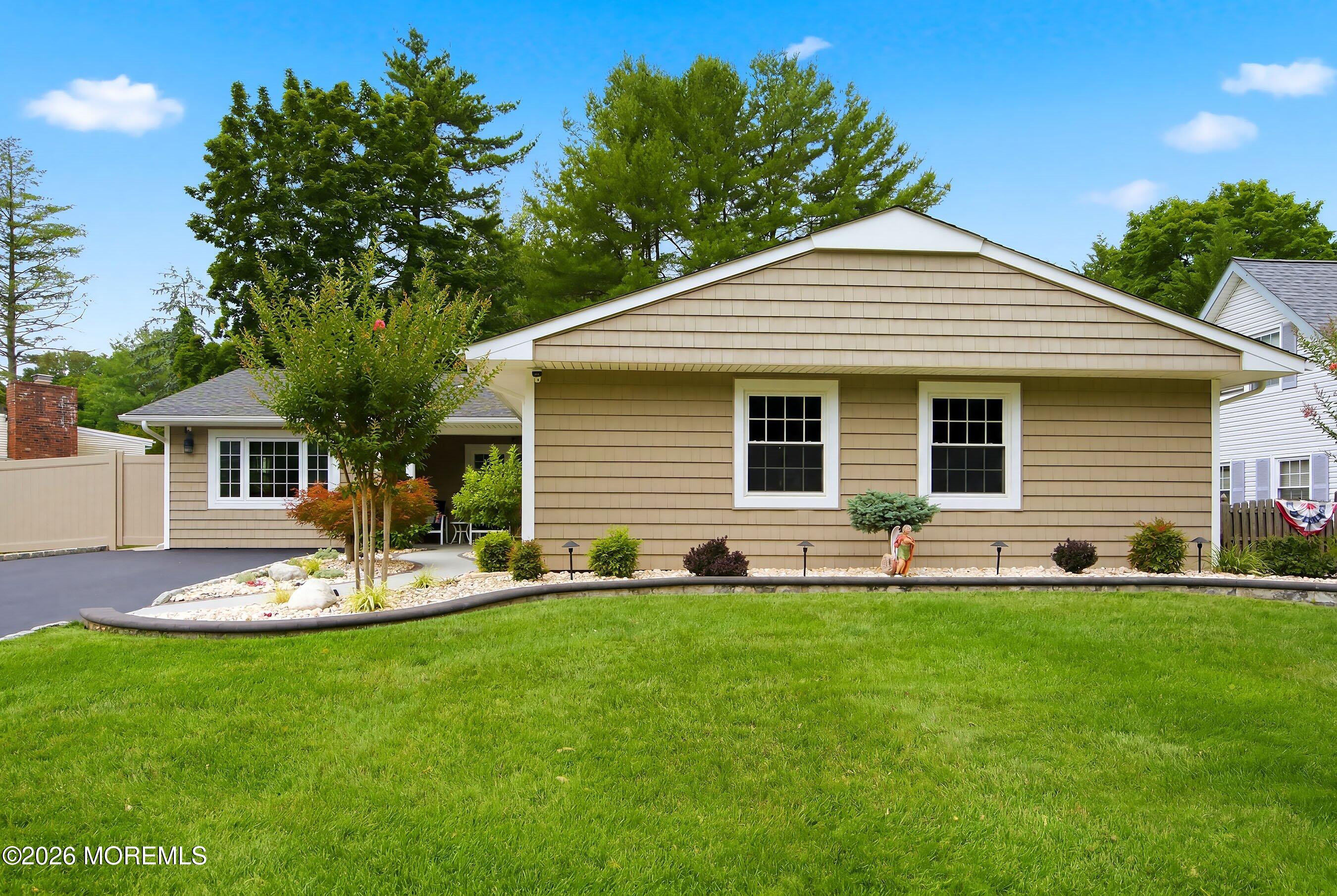 14 Juniper Place
