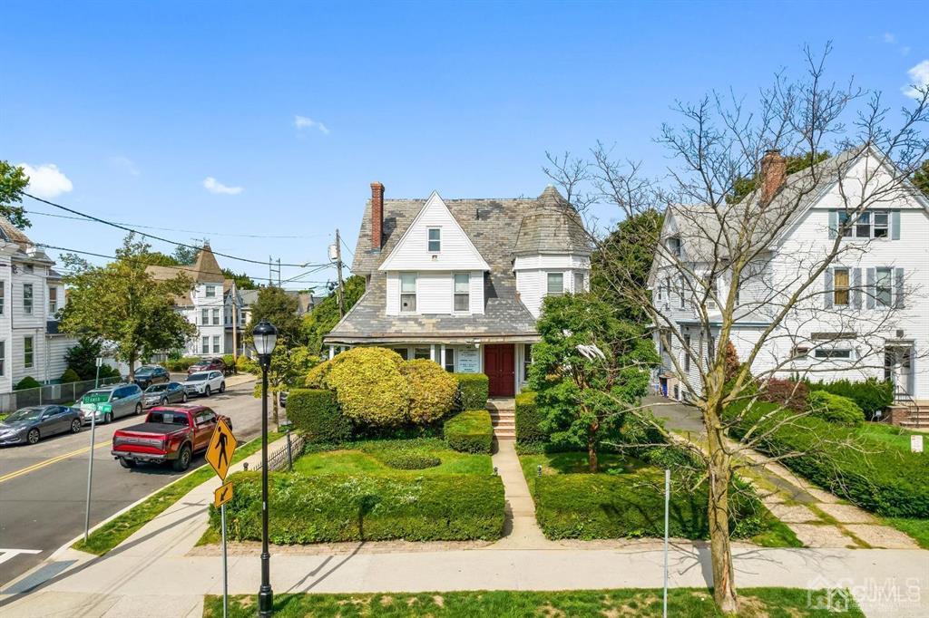 149 Livingston Avenue