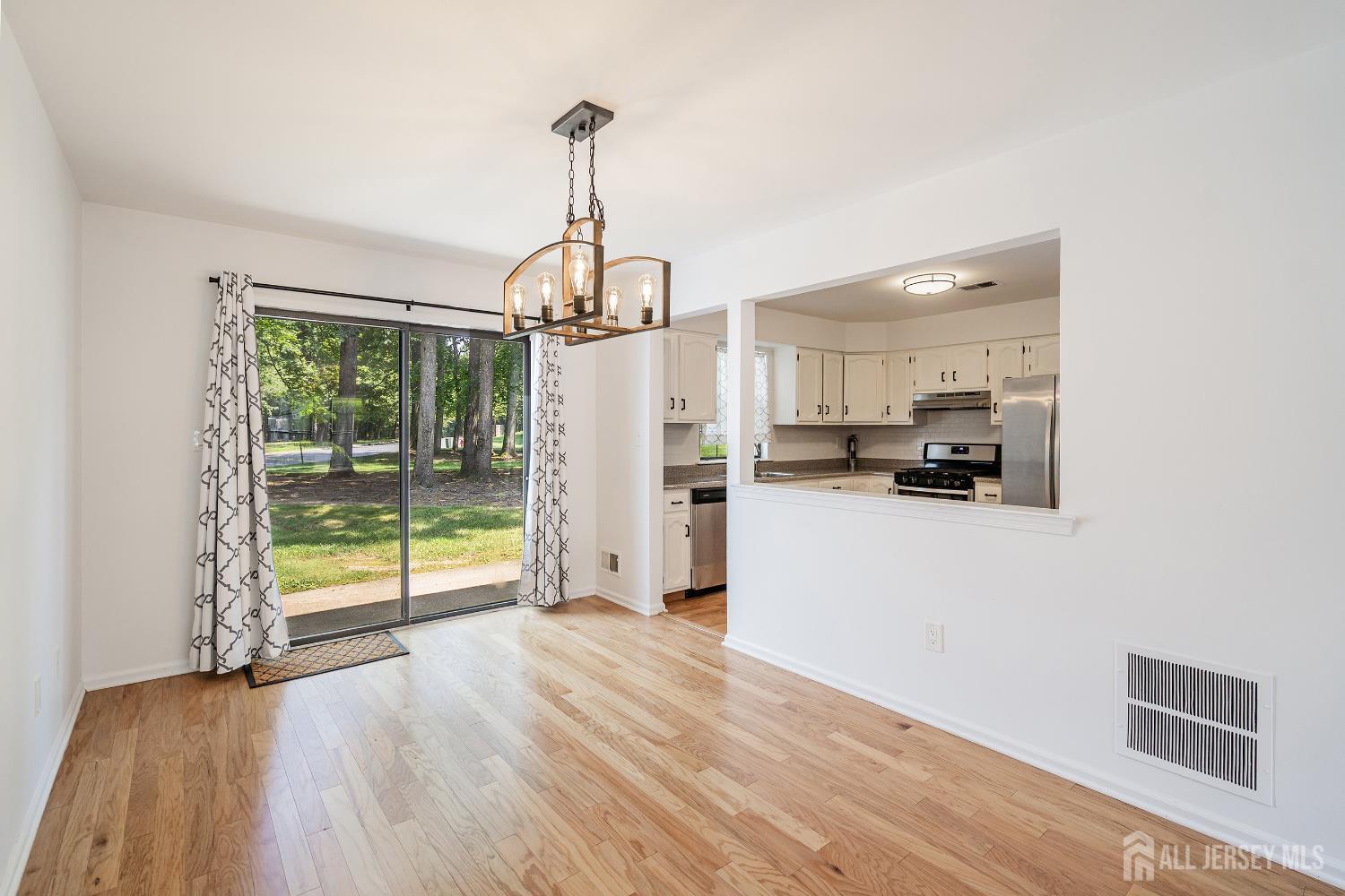 804 Timber Oaks Road