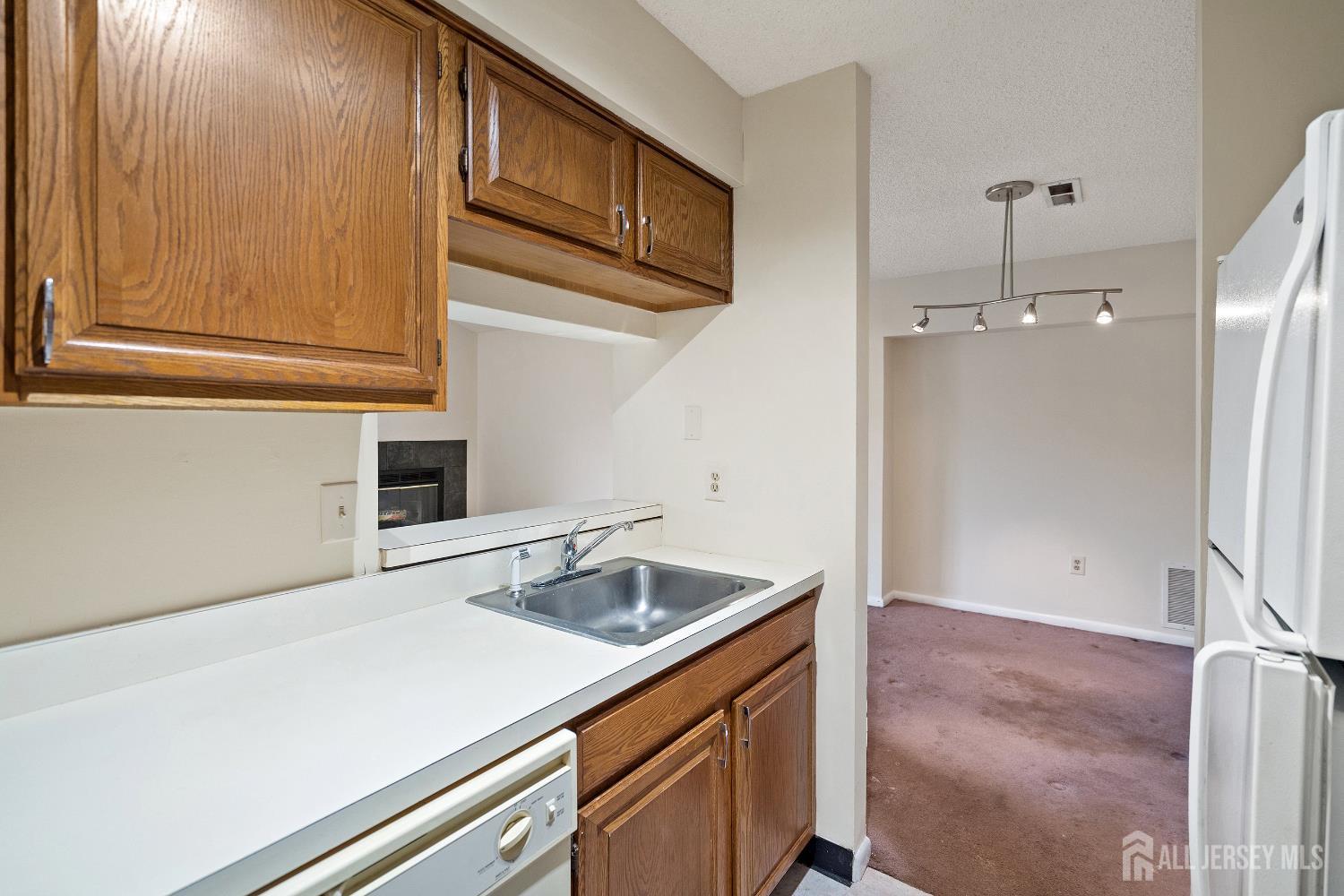 4914 Ravens Crest Drive