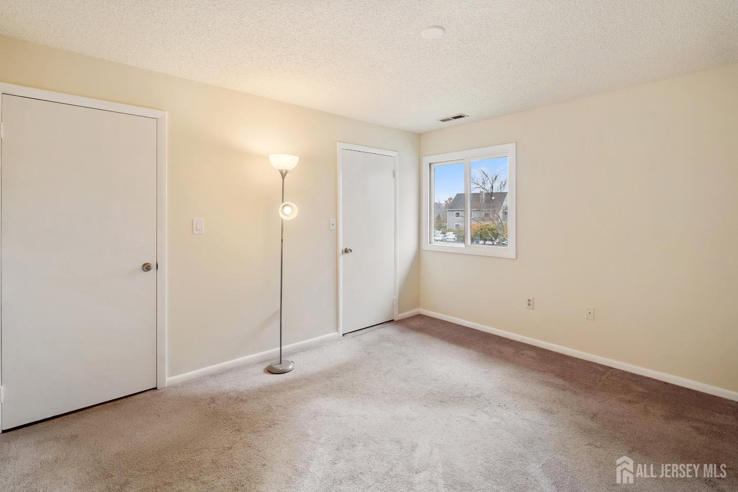 4914 Ravens Crest Drive