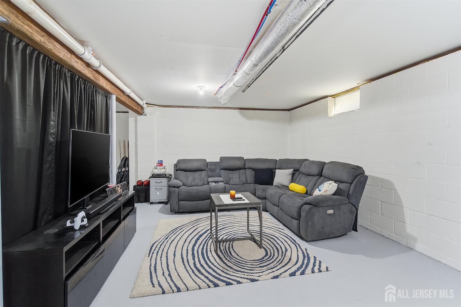 40 Bensonhurst Avenue