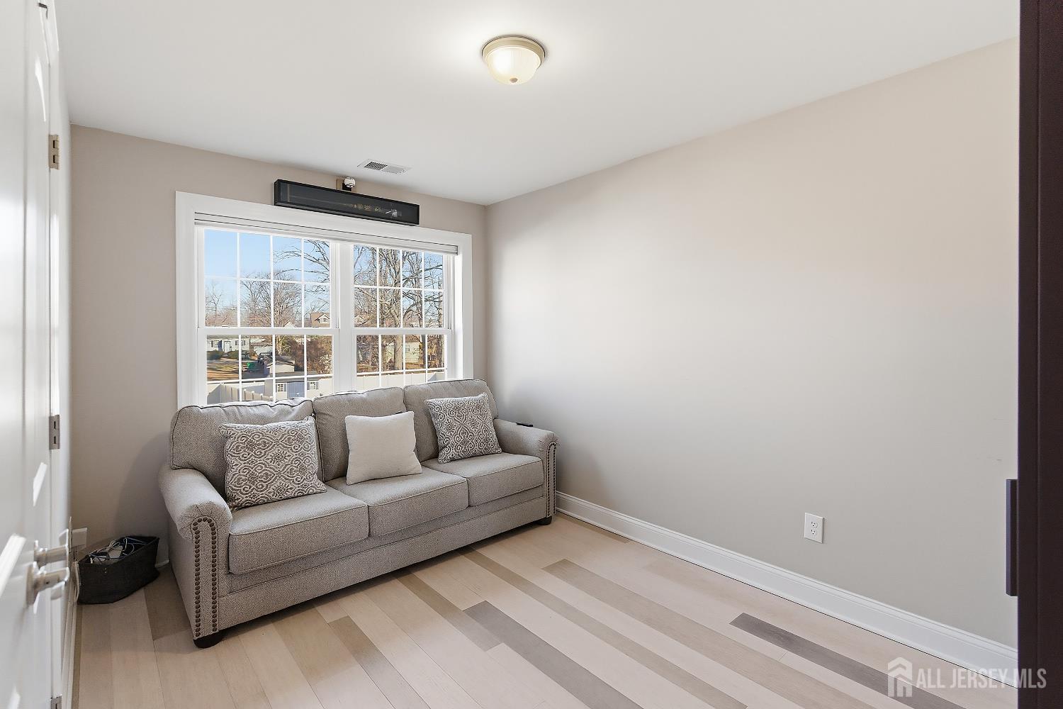 40 Bensonhurst Avenue