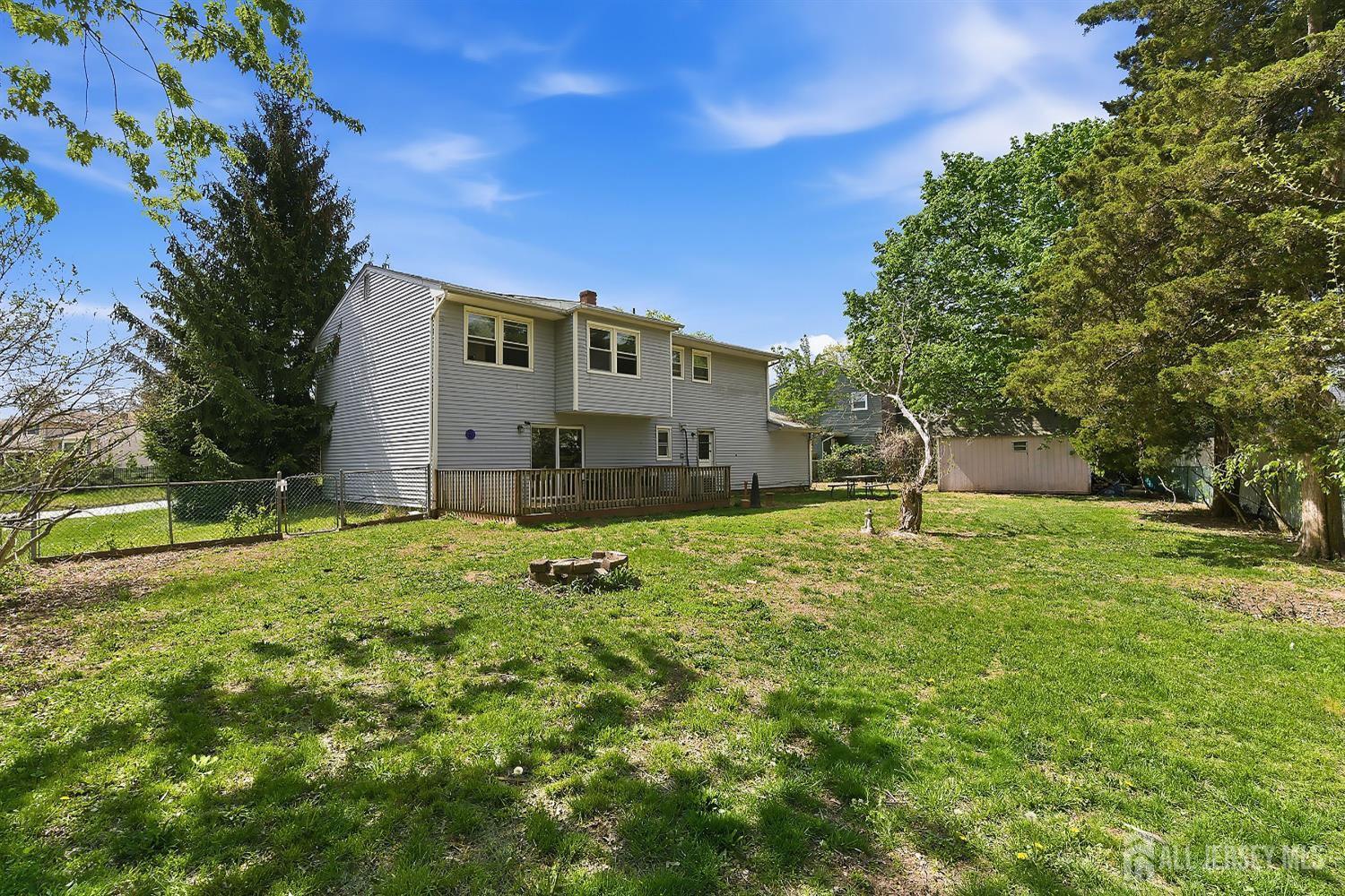 1363 E Peoria Place