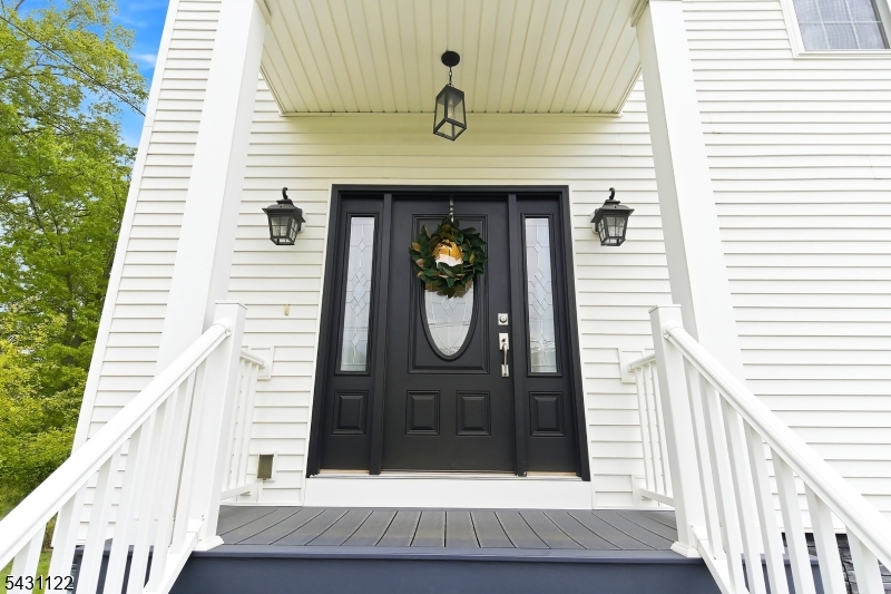 33 Weston Rd