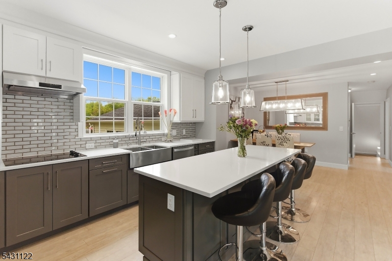 33 Weston Rd