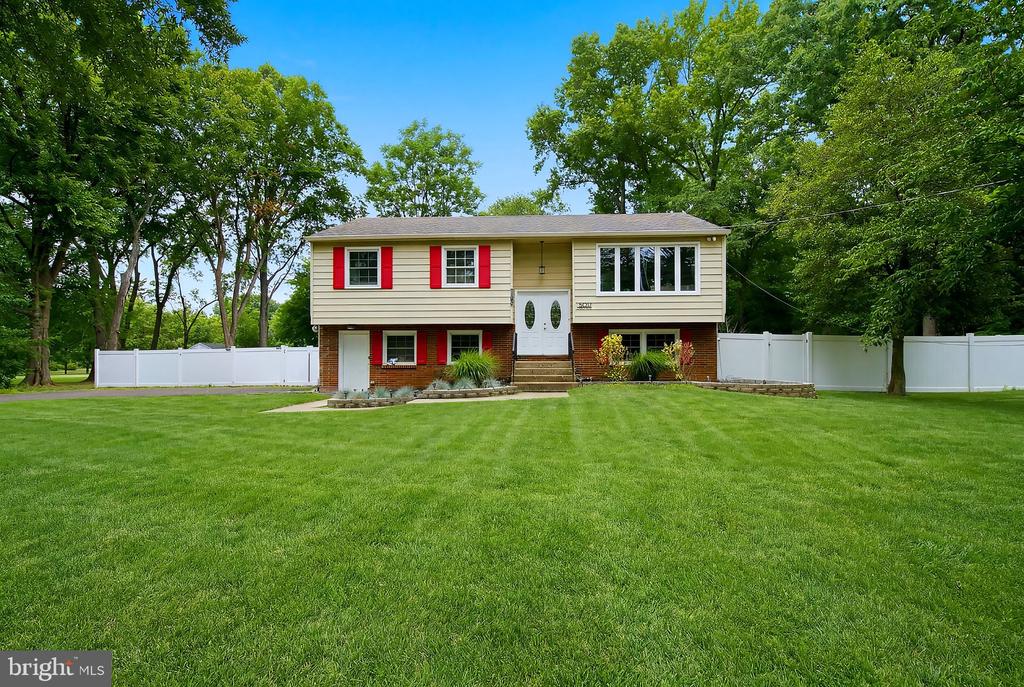 5017 CHURCH ROAD