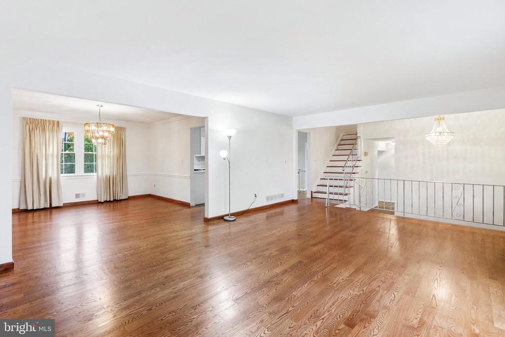 2 Michael McCorristin Rd