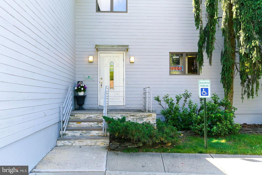801 HUGHES DRIVE