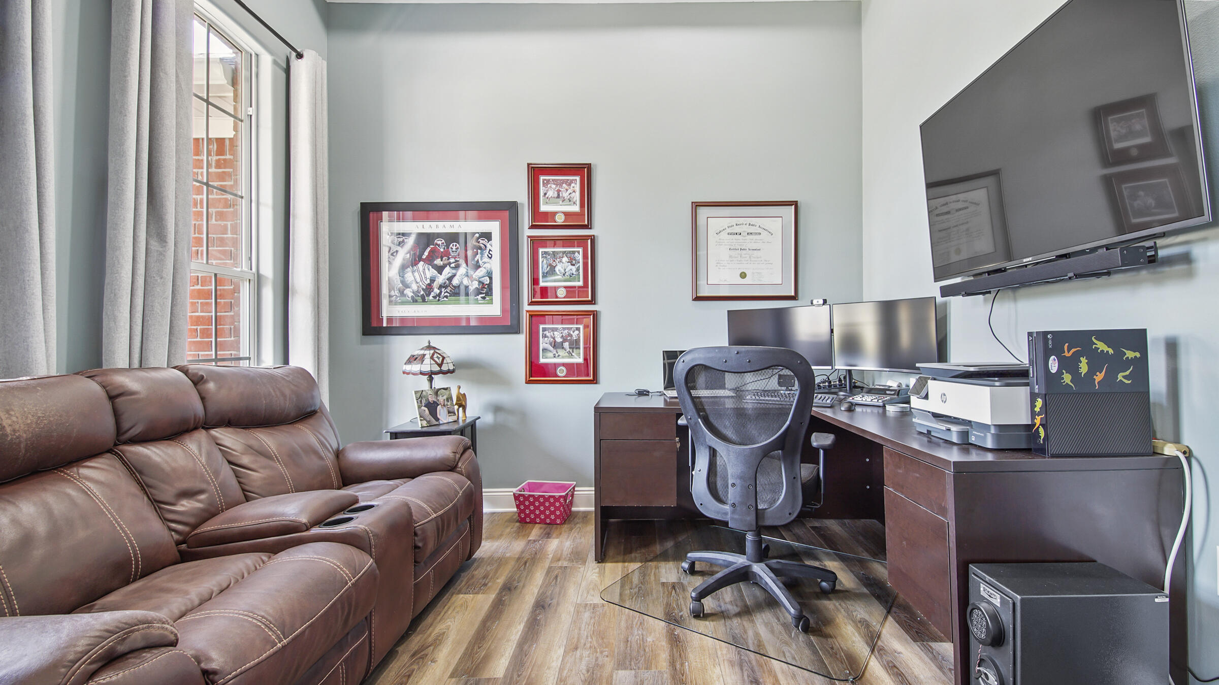 492 E Club House Drive